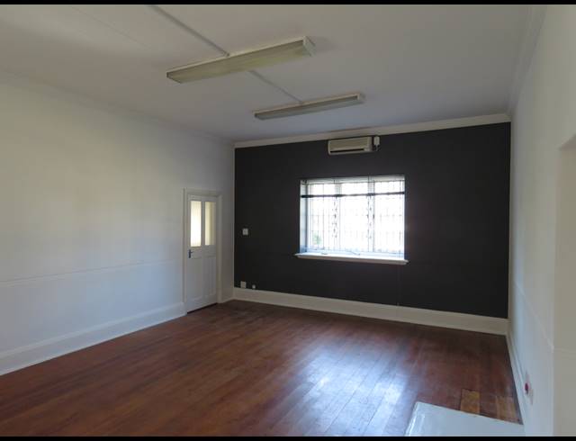52.50M² OFFICE TO LET IN PAARDEVLEI